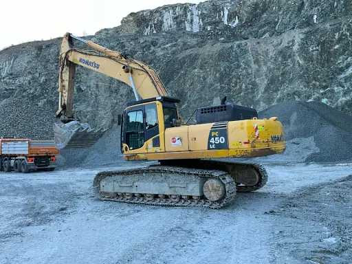 Komatsu PC450LC - Pelle sur chenille: photos 4 Komatsu PC450LC - Pelle sur chenille: photos 4