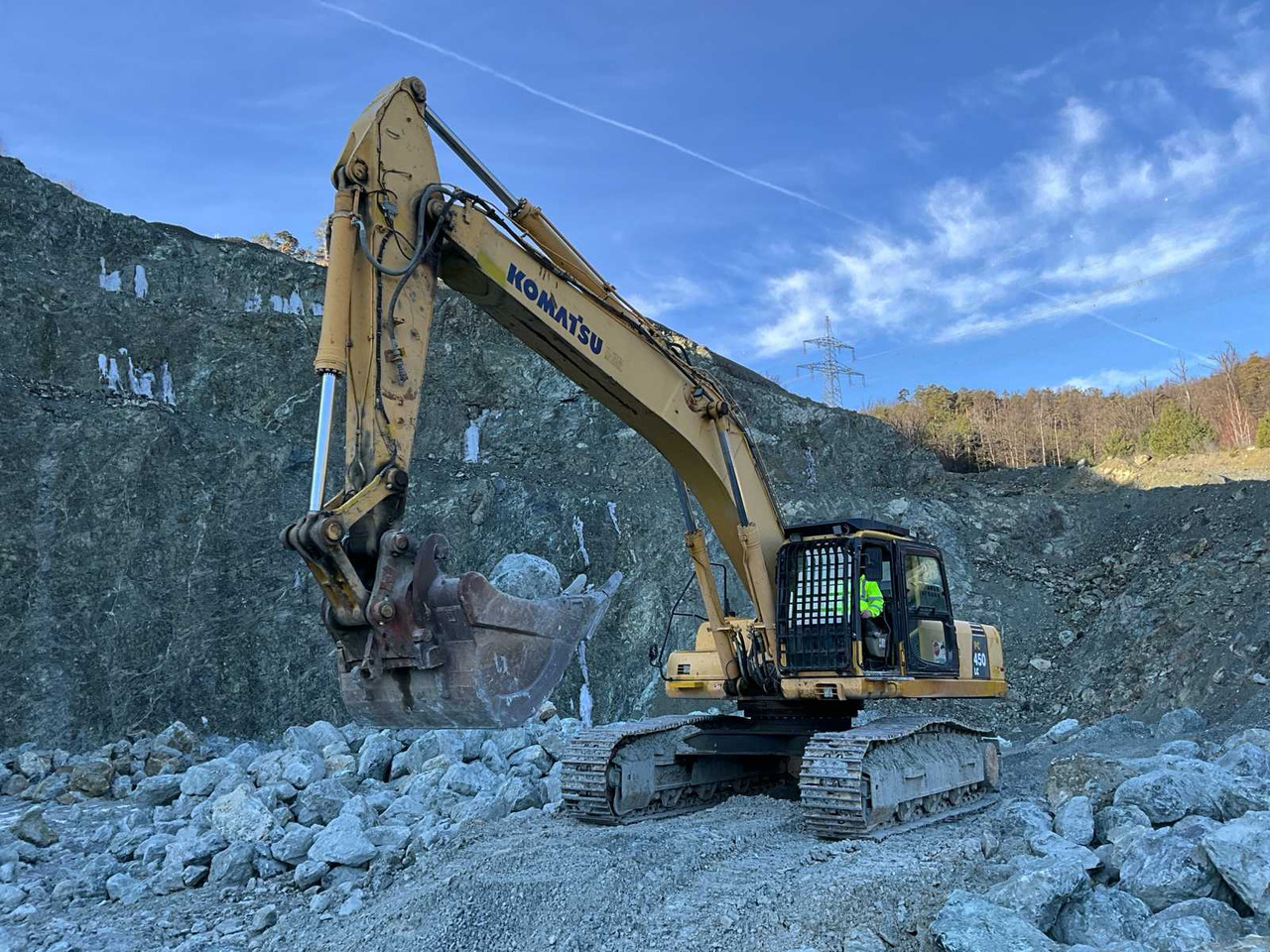 Komatsu PC450LC - Pelle sur chenille: photos 1 Komatsu PC450LC - Pelle sur chenille: photos 1