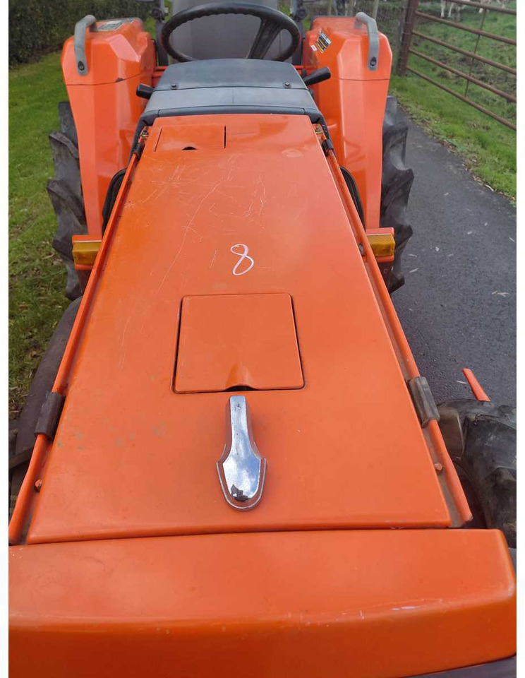 Kubota GL 200 - Micro tracteur: photos 5 Kubota GL 200 - Micro tracteur: photos 5