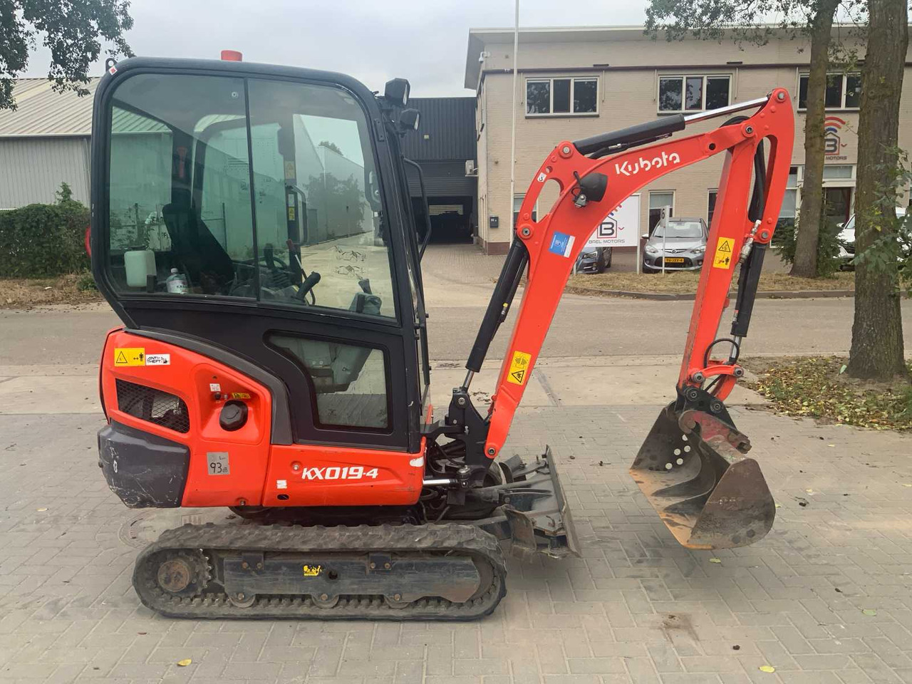 Kubota KX019-4 - Mini pelle: photos 1 Kubota KX019-4 - Mini pelle: photos 1