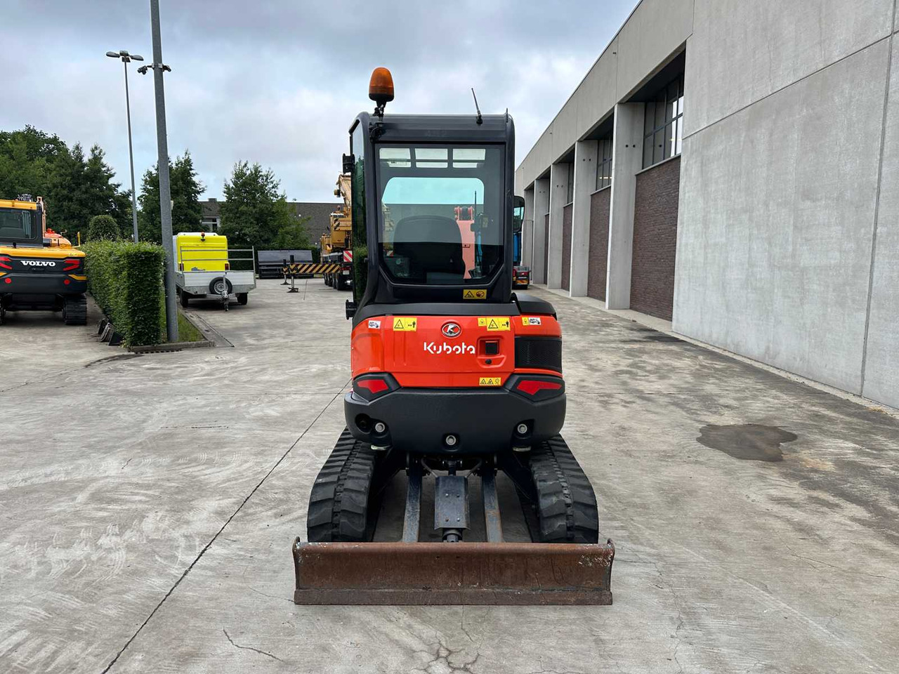 Kubota U27-4 - Mini pelle: photos 5 Kubota U27-4 - Mini pelle: photos 5
