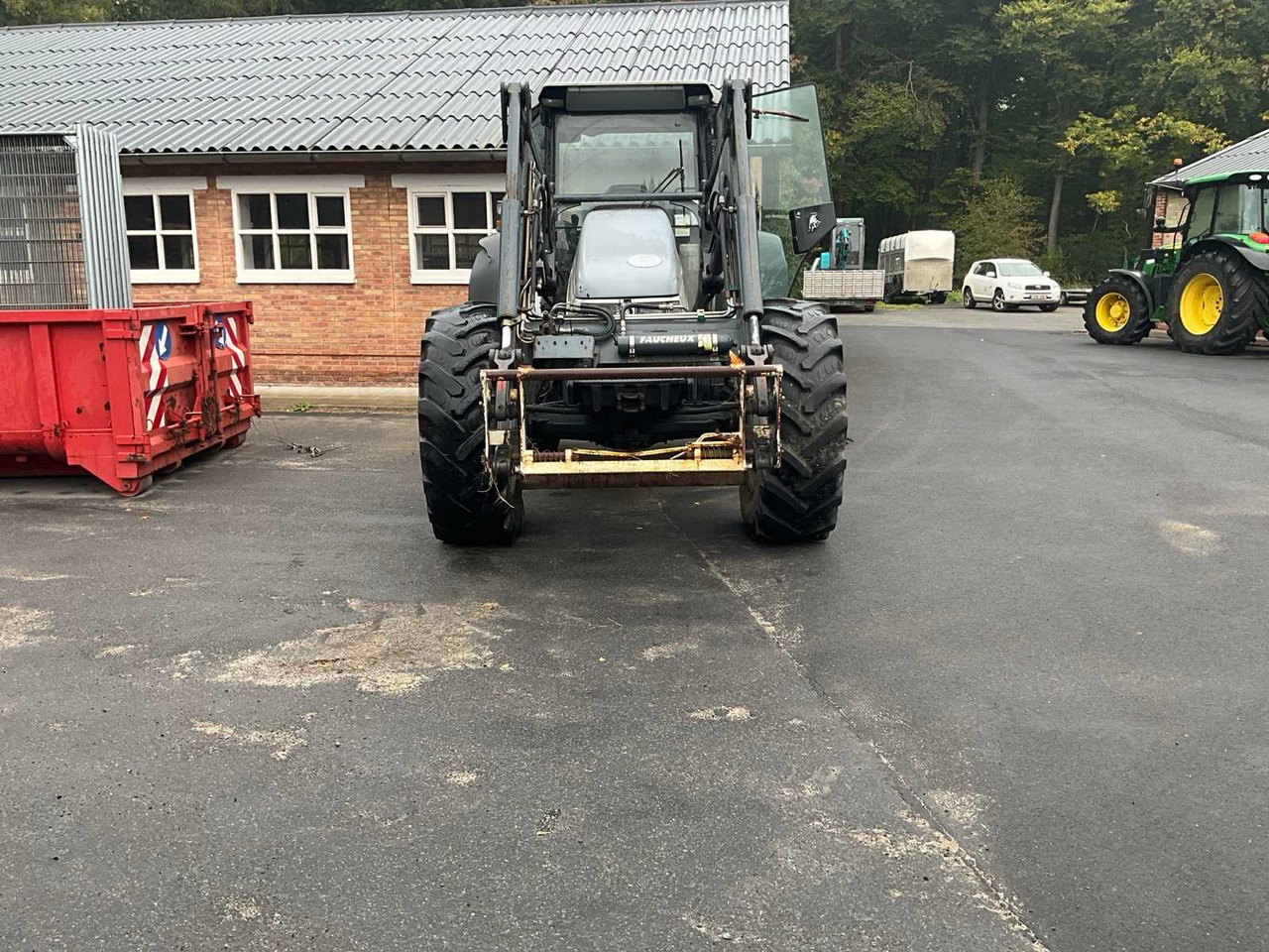 LAMBORGHINI 1300 DT PREMIUM 4-WHEEL DRIVE TRACTOR - 2000 - Tracteur agricole: photos 3 LAMBORGHINI 1300 DT PREMIUM 4-WHEEL DRIVE TRACTOR - 2000 - Tracteur agricole: photos 3