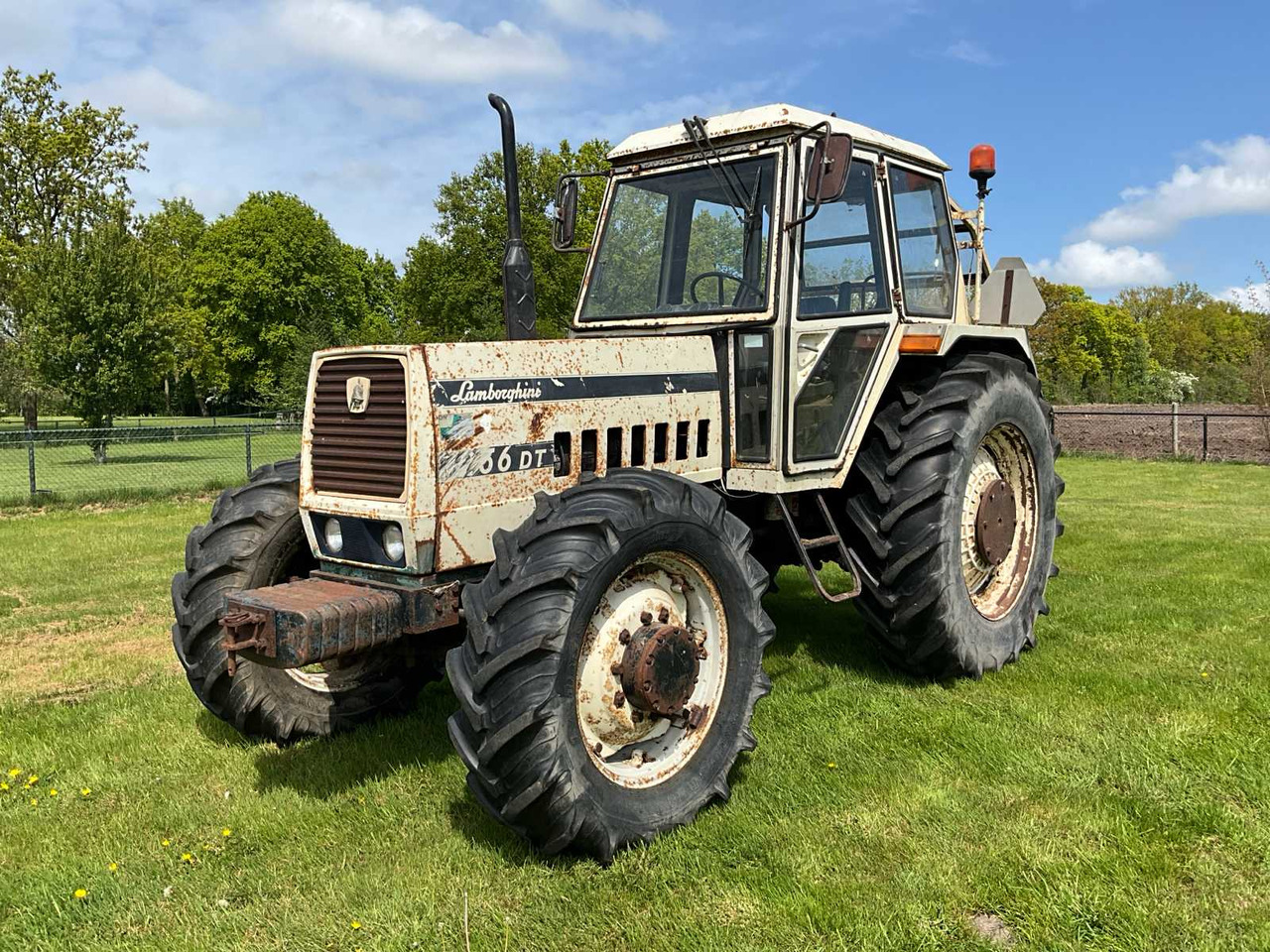 Lamborghini 1256 DT - Tracteur agricole: photos 2 Lamborghini 1256 DT - Tracteur agricole: photos 2