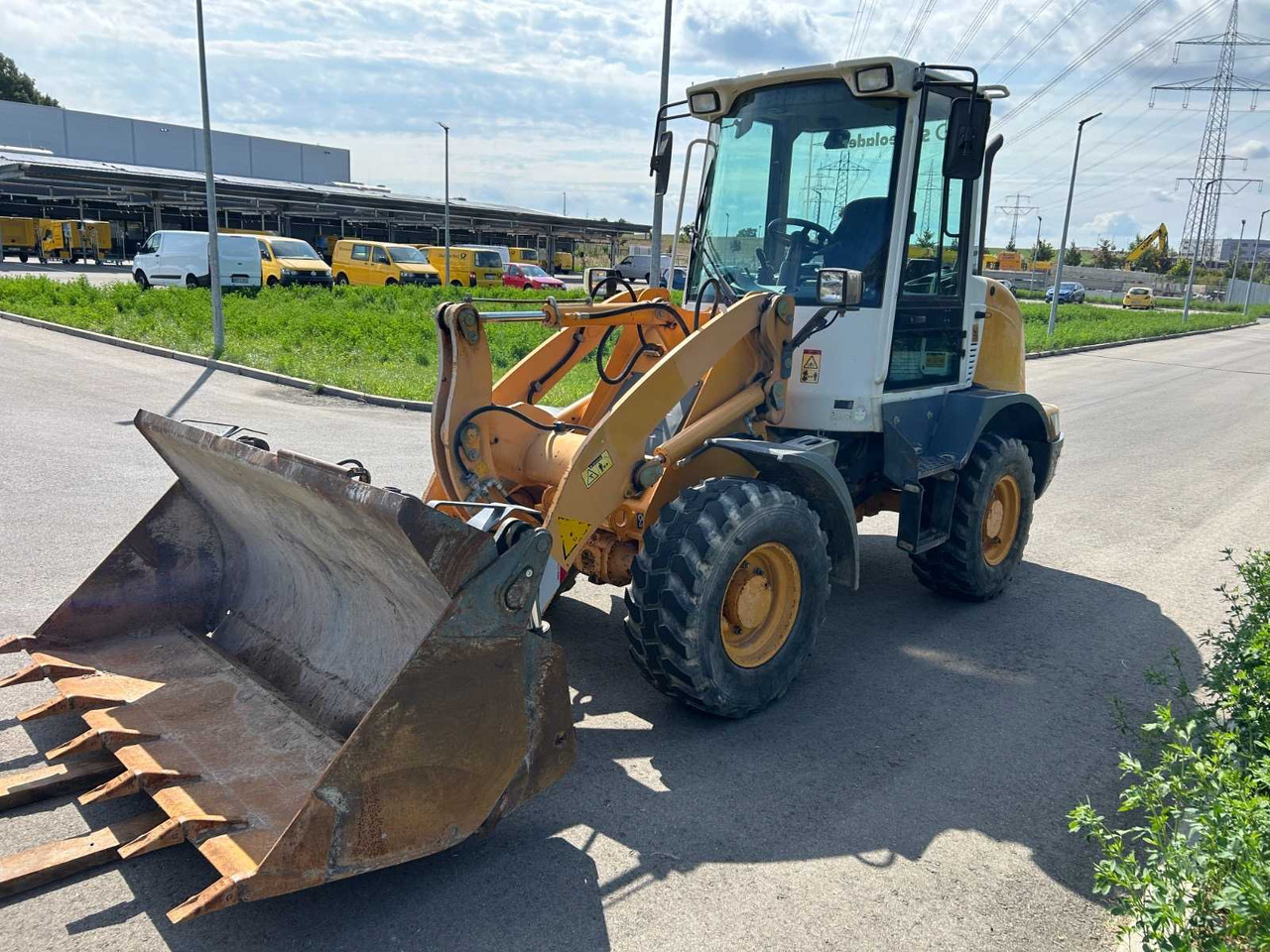 Liebherr L 507 Stereo - Chargeuse sur pneus: photos 1 Liebherr L 507 Stereo - Chargeuse sur pneus: photos 1