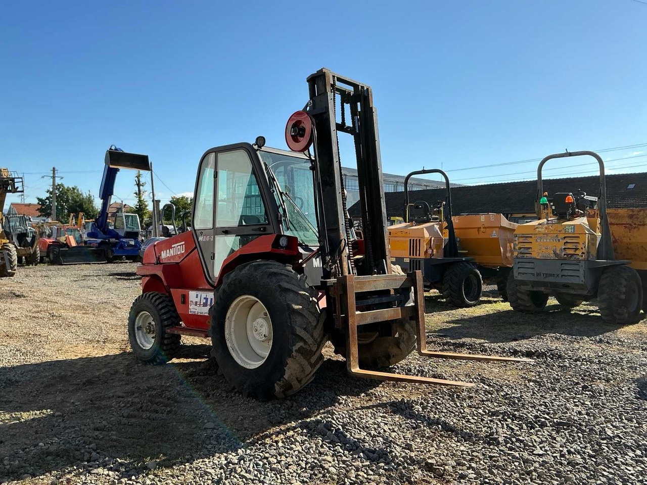 MANITOU - M26-2 - FORKLIFT TRUCKS - 1997 - Chariot élévateur: photos 3 MANITOU - M26-2 - FORKLIFT TRUCKS - 1997 - Chariot élévateur: photos 3