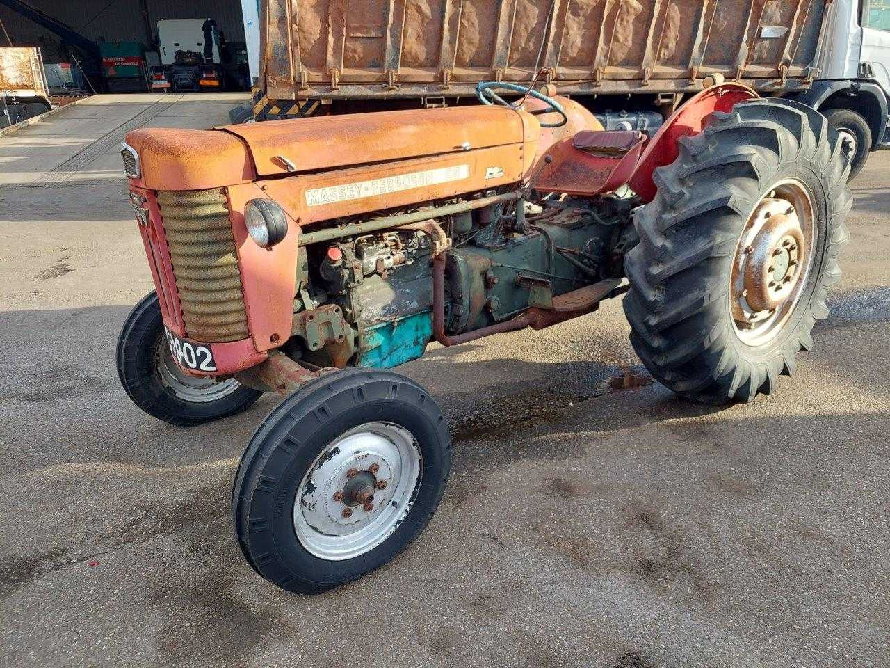 Massey Ferguson 65 - Tracteur agricole: photos 1 Massey Ferguson 65 - Tracteur agricole: photos 1