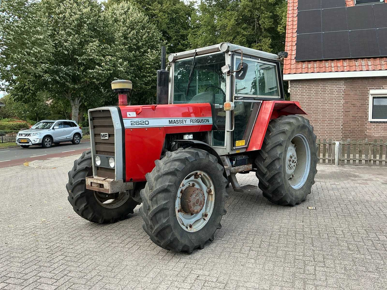 Massey ferguson 2620 - Tracteur agricole: photos 1 Massey ferguson 2620 - Tracteur agricole: photos 1
