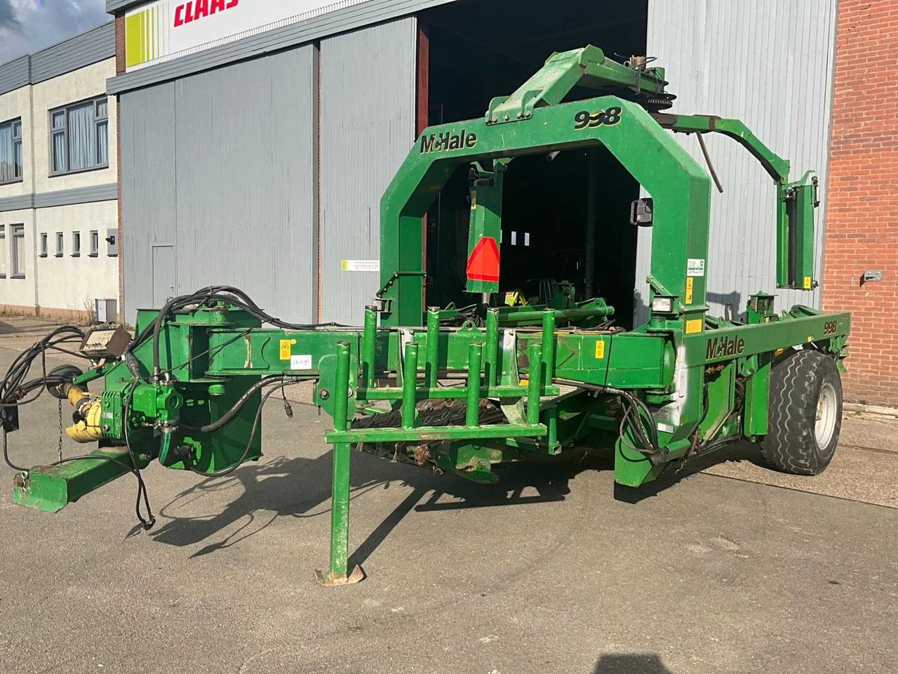 Mchale 998 - Enrubanneuse: photos 1 Mchale 998 - Enrubanneuse: photos 1