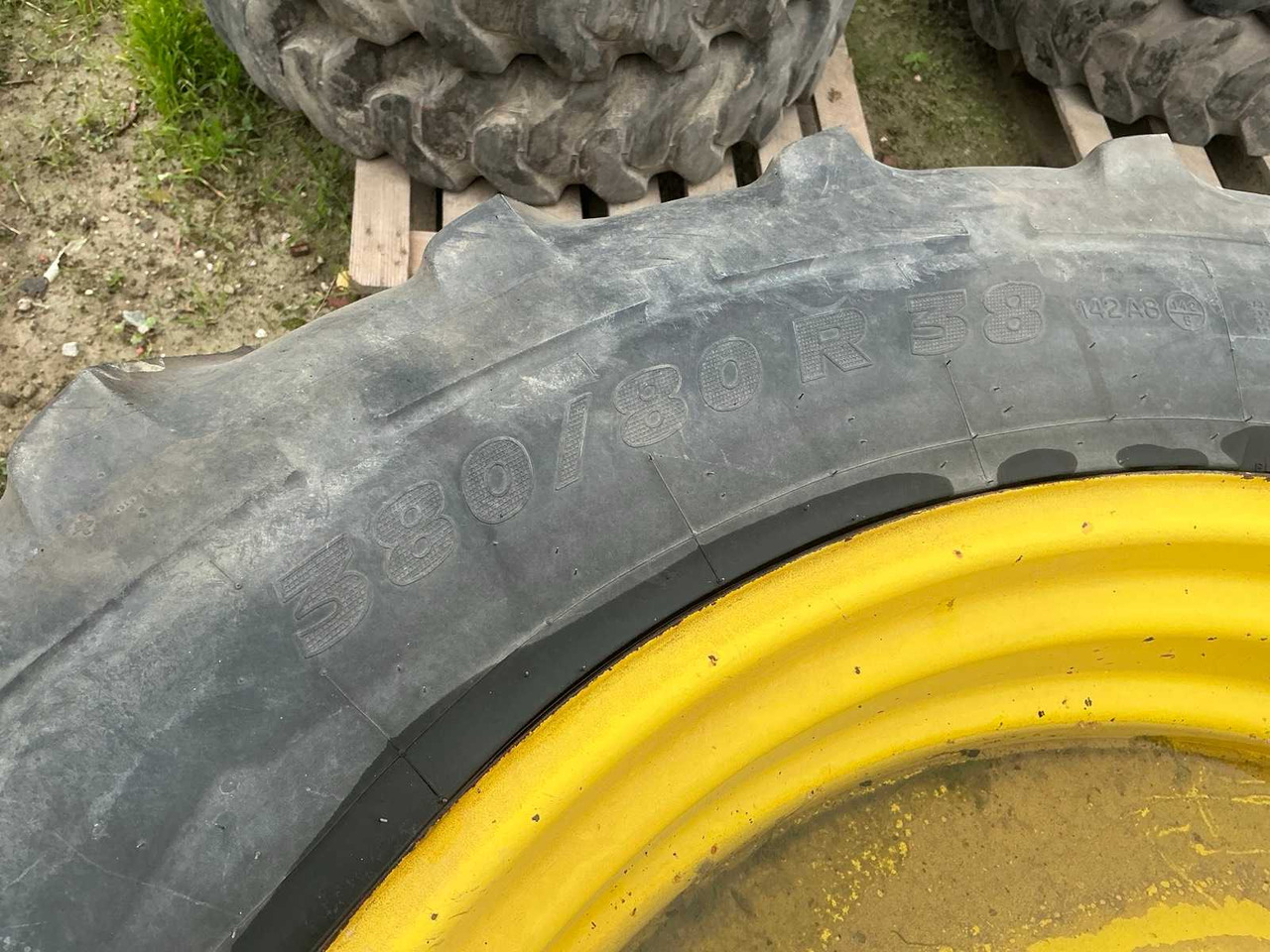 Michelin Agribib - Pneus et jantes pour Tracteur agricole: photos 5 Michelin Agribib - Pneus et jantes pour Tracteur agricole: photos 5