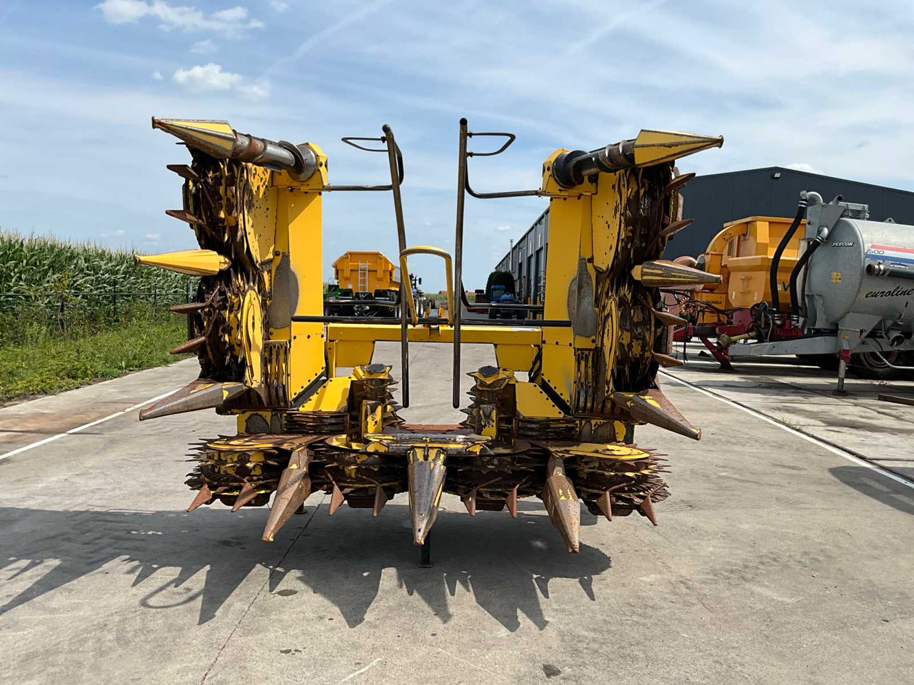 New Holland 440FI - Ensileuse: photos 2 New Holland 440FI - Ensileuse: photos 2