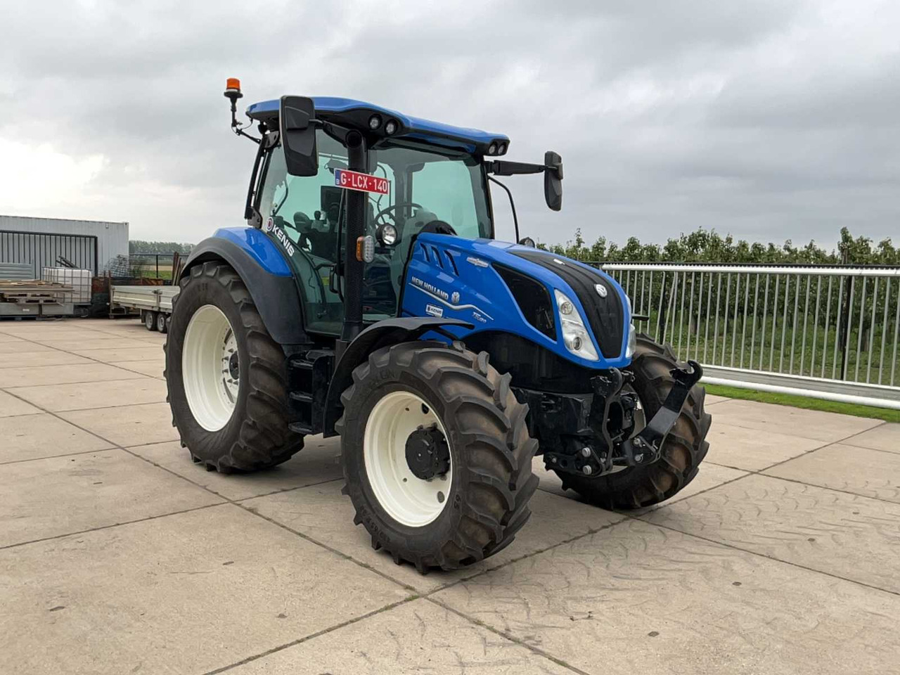 New Holland TS 5.120 - Tracteur agricole: photos 3 New Holland TS 5.120 - Tracteur agricole: photos 3