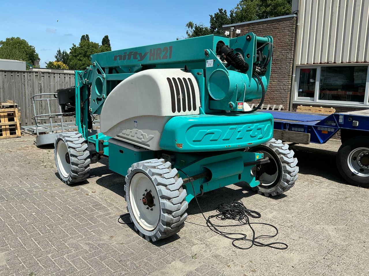 Nifty HR 21 DE 2WD - Nacelle: photos 3 Nifty HR 21 DE 2WD - Nacelle: photos 3