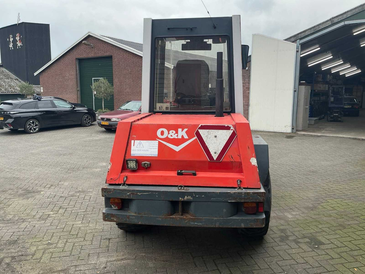 O&K L6-4 - Chargeuse sur pneus: photos 5 O&K L6-4 - Chargeuse sur pneus: photos 5