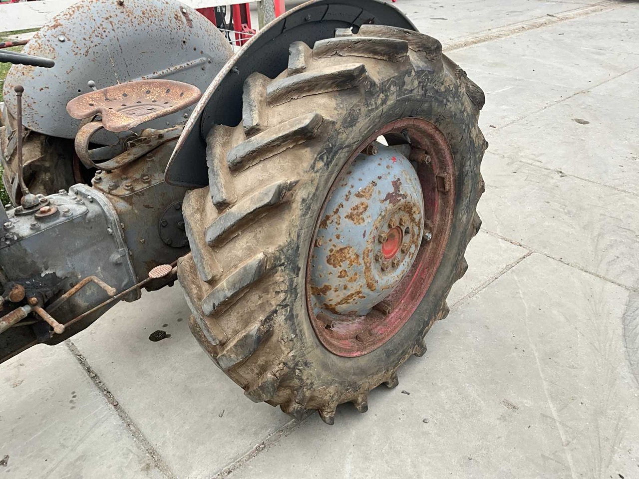 Oldtimer tractor - Tracteur agricole: photos 5 Oldtimer tractor - Tracteur agricole: photos 5