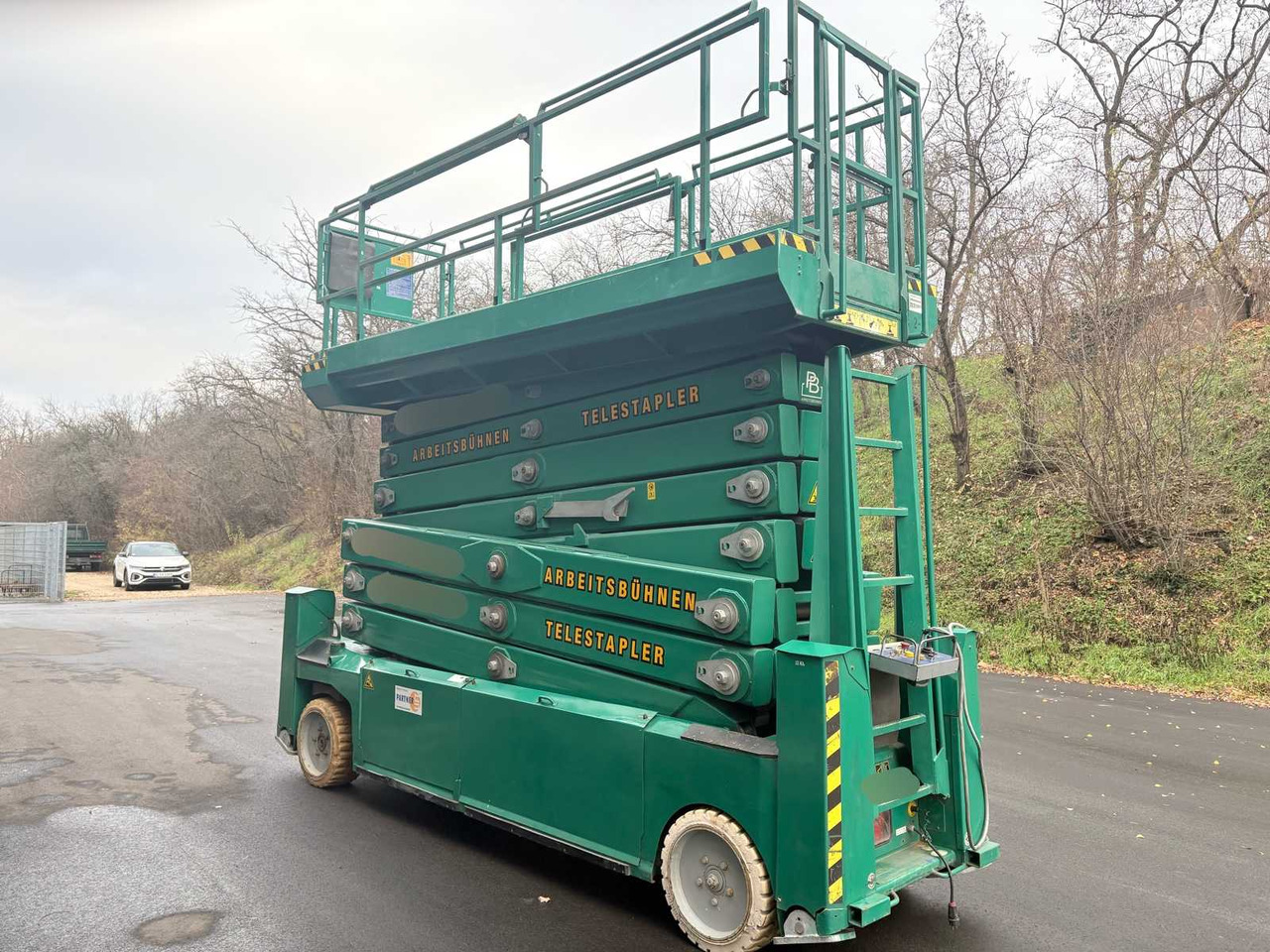 PB LIFTTECHNIK S225-12 ES 22M - SCISSOR LIFT - Nacelle: photos 4 PB LIFTTECHNIK S225-12 ES 22M - SCISSOR LIFT - Nacelle: photos 4