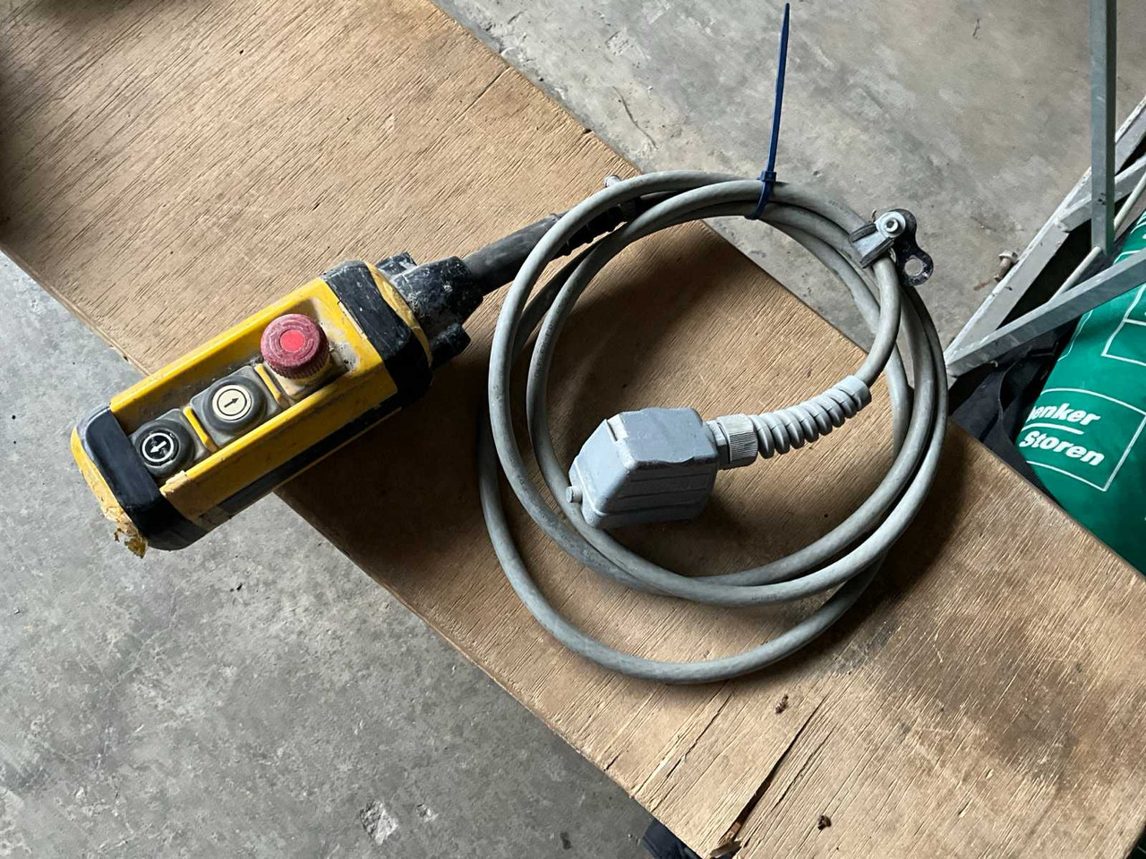 Baumann Typ 3000 - Pièces de rechange pour Chariot latéral: photos 3 Baumann Typ 3000 - Pièces de rechange pour Chariot latéral: photos 3