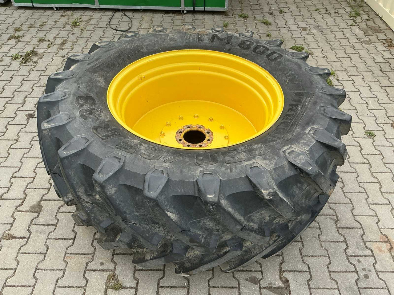 Pirelli TM800 - Pneus et jantes pour Tracteur agricole: photos 2 Pirelli TM800 - Pneus et jantes pour Tracteur agricole: photos 2