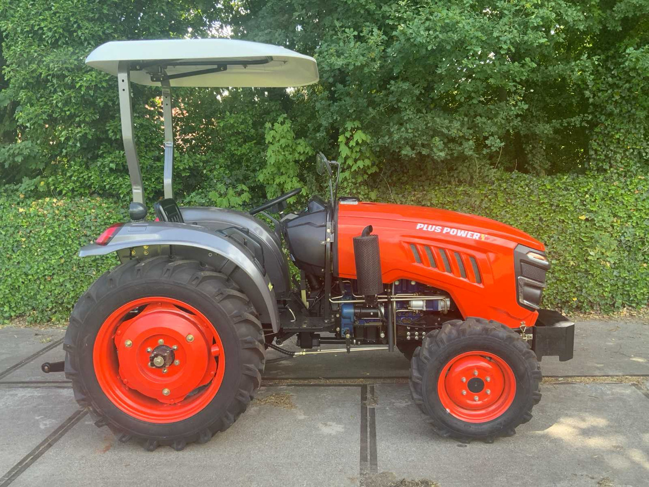 Pluspower TT604 - Tracteur agricole: photos 5 Pluspower TT604 - Tracteur agricole: photos 5