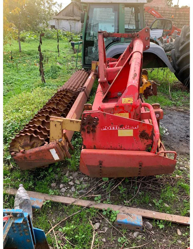 Pottinger - Herse rotative: photos 4 Pottinger - Herse rotative: photos 4