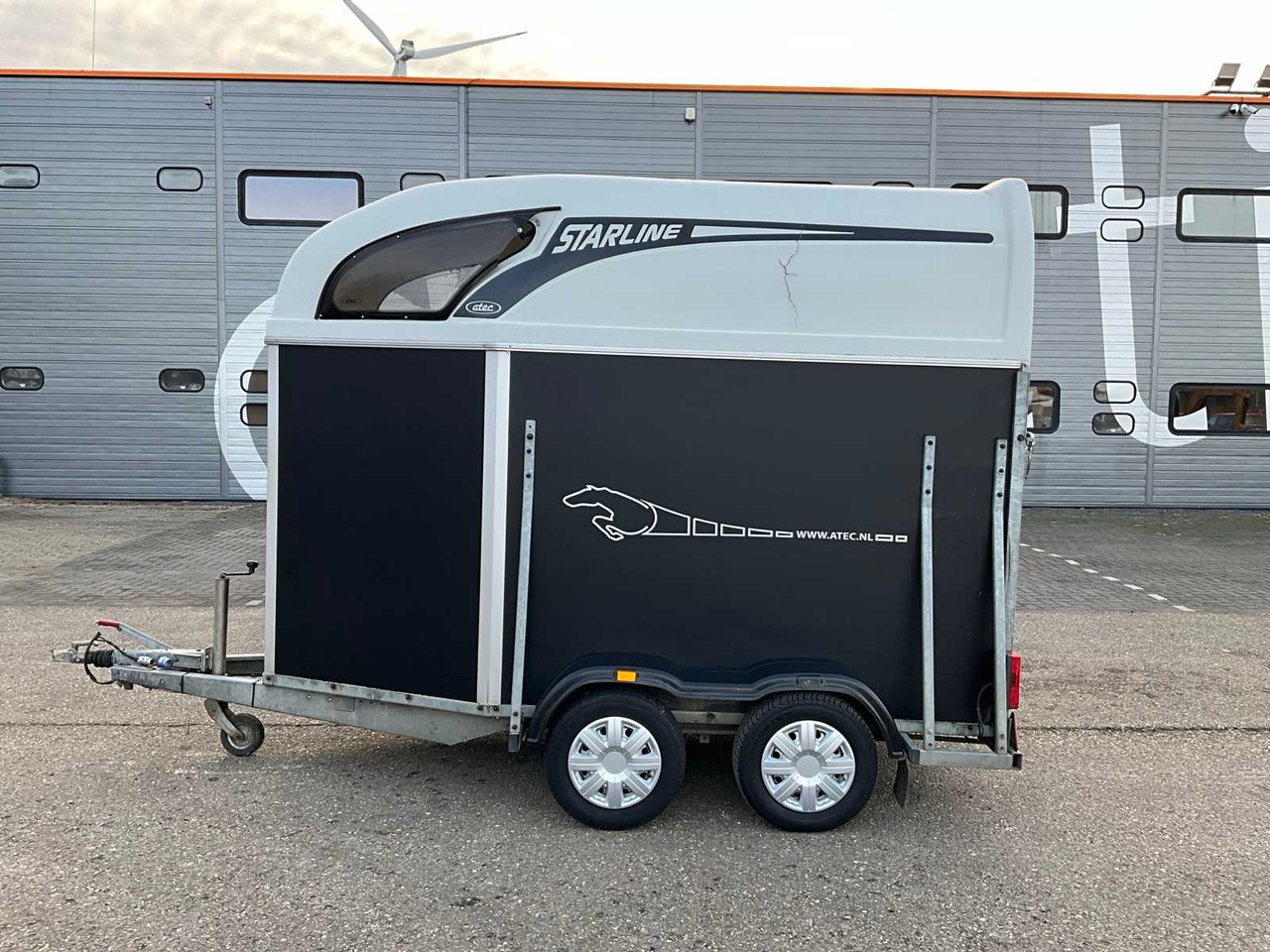 2006 ATEC STARLINE HORSE TRAILER WT-VB-52 - Remorque: photos 2 2006 ATEC STARLINE HORSE TRAILER WT-VB-52 - Remorque: photos 2