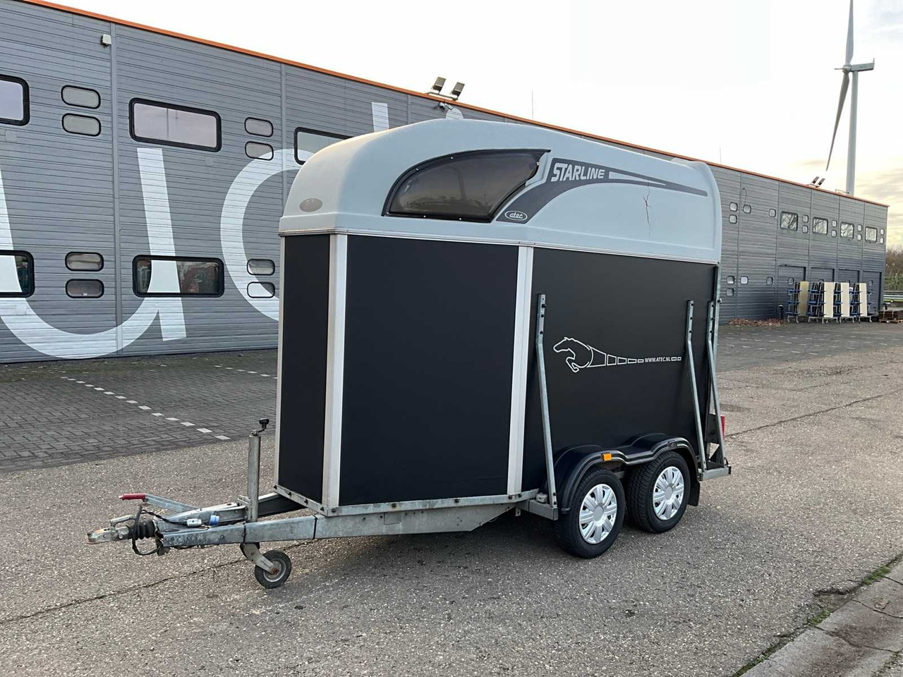 2006 ATEC STARLINE HORSE TRAILER WT-VB-52 - Remorque: photos 1 2006 ATEC STARLINE HORSE TRAILER WT-VB-52 - Remorque: photos 1