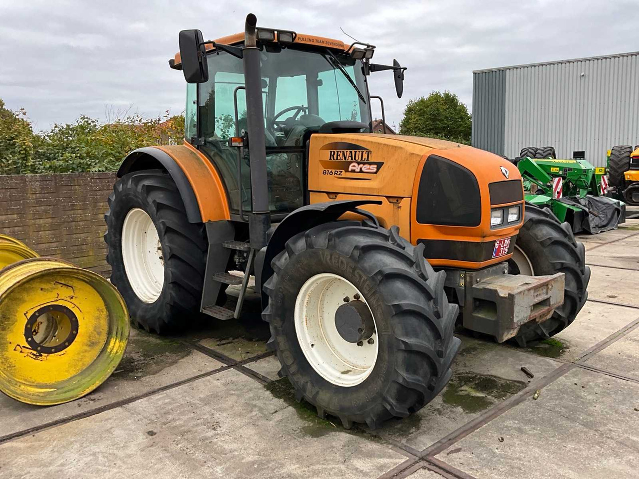 Renault Ares 816RZ - Tracteur agricole: photos 4 Renault Ares 816RZ - Tracteur agricole: photos 4