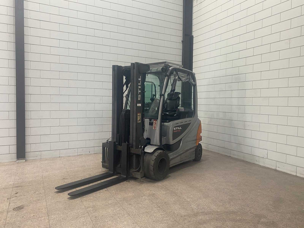 STILL - 2015 - RX60-30L - FORKLIFT TRUCK - Chariot élévateur: photos 1 STILL - 2015 - RX60-30L - FORKLIFT TRUCK - Chariot élévateur: photos 1