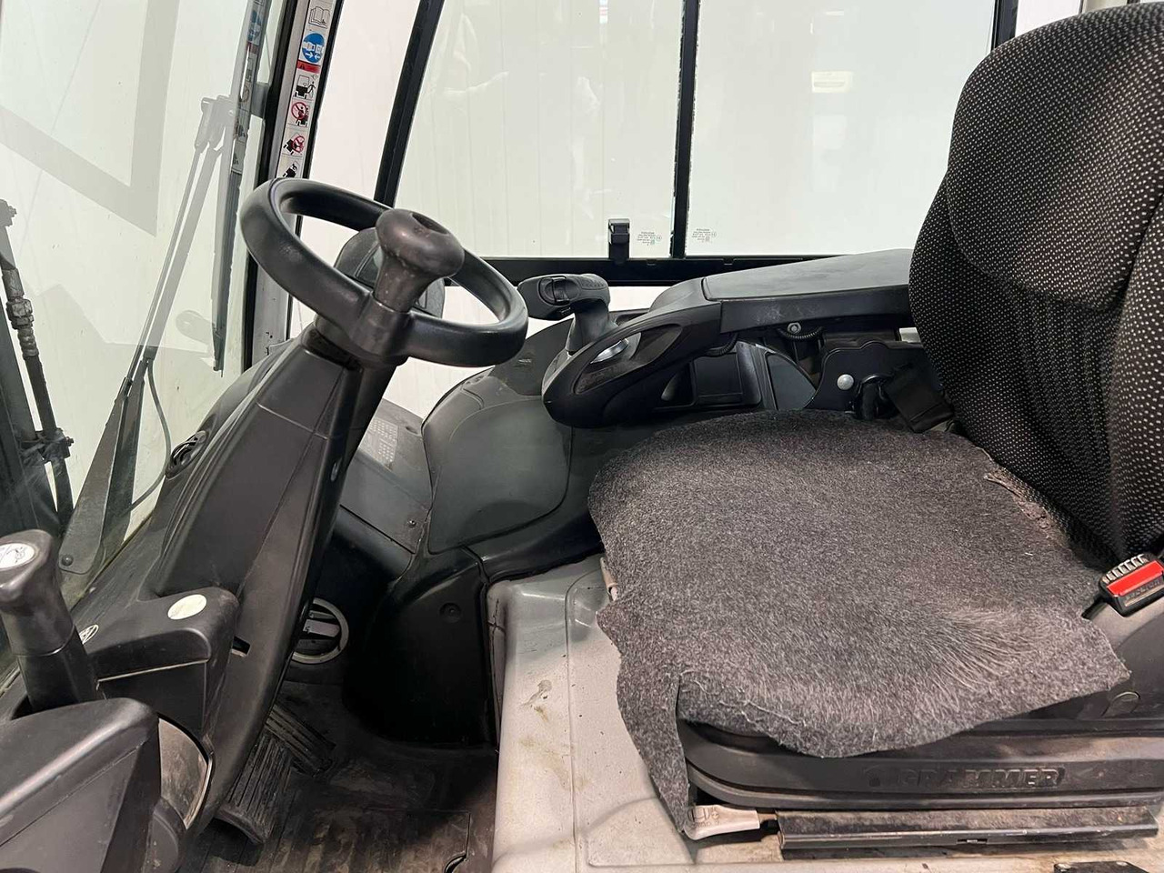 STILL - 2017 - RX 20-18 - FORKLIFT TRIPLEX - FORK POSITIONER - FREELIFT - SIDESHIFT - Chariot élévateur: photos 4 STILL - 2017 - RX 20-18 - FORKLIFT TRIPLEX - FORK POSITIONER - FREELIFT - SIDESHIFT - Chariot élévateur: photos 4