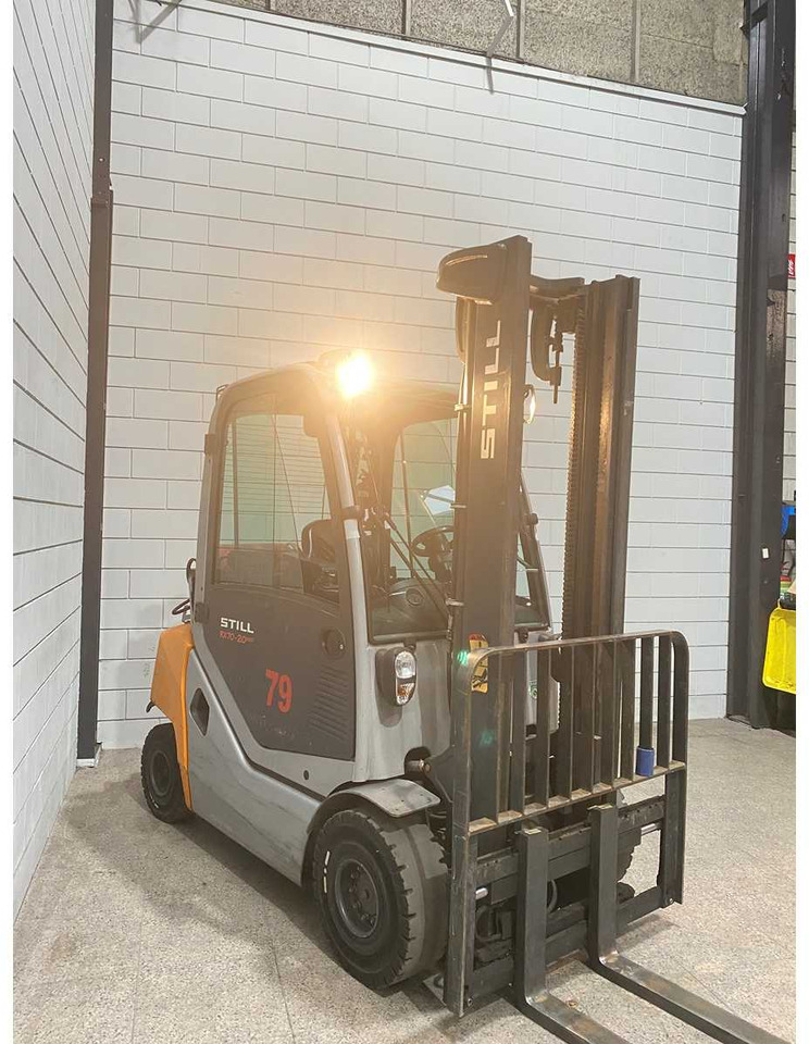 STILL - 2018 - RX 70-20/600 T - FORKLIFT - Chariot élévateur: photos 2 STILL - 2018 - RX 70-20/600 T - FORKLIFT - Chariot élévateur: photos 2