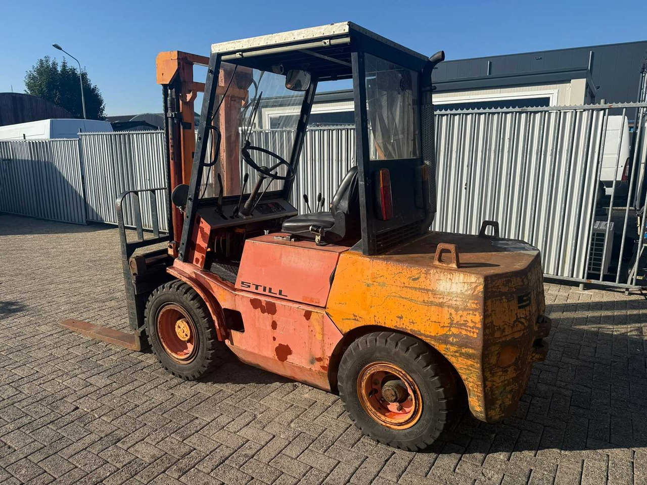 STILL - R43 - FORKLIFT TRUCK - Chariot élévateur: photos 4 STILL - R43 - FORKLIFT TRUCK - Chariot élévateur: photos 4
