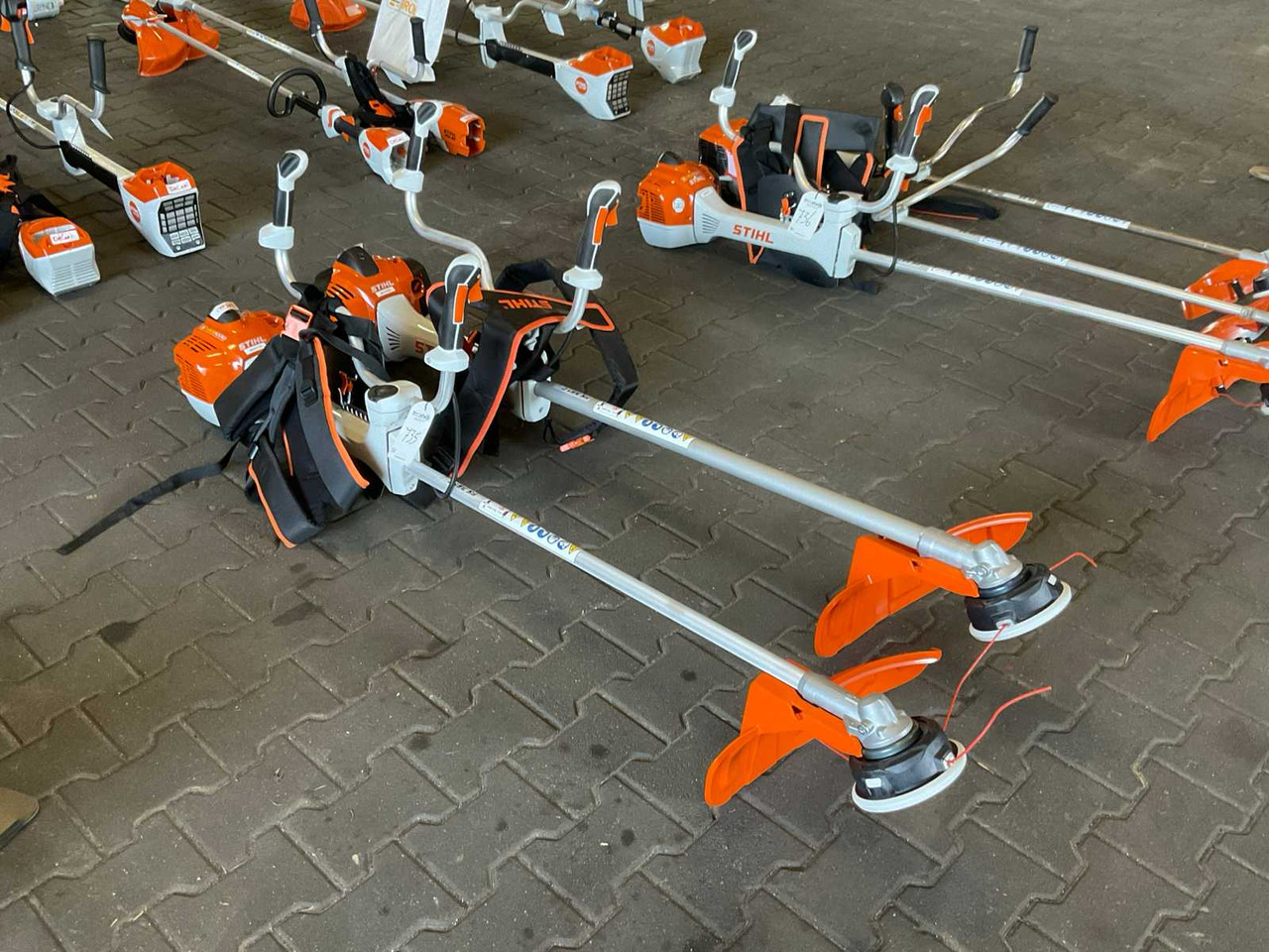 Stihl - Broyeur forestier: photos 1 Stihl - Broyeur forestier: photos 1