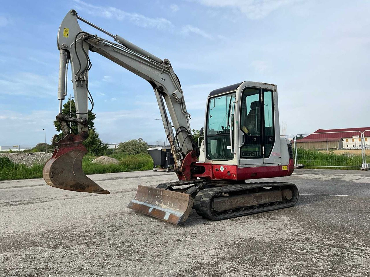 Takeuchi TB145 - Pelle sur chenille: photos 1 Takeuchi TB145 - Pelle sur chenille: photos 1
