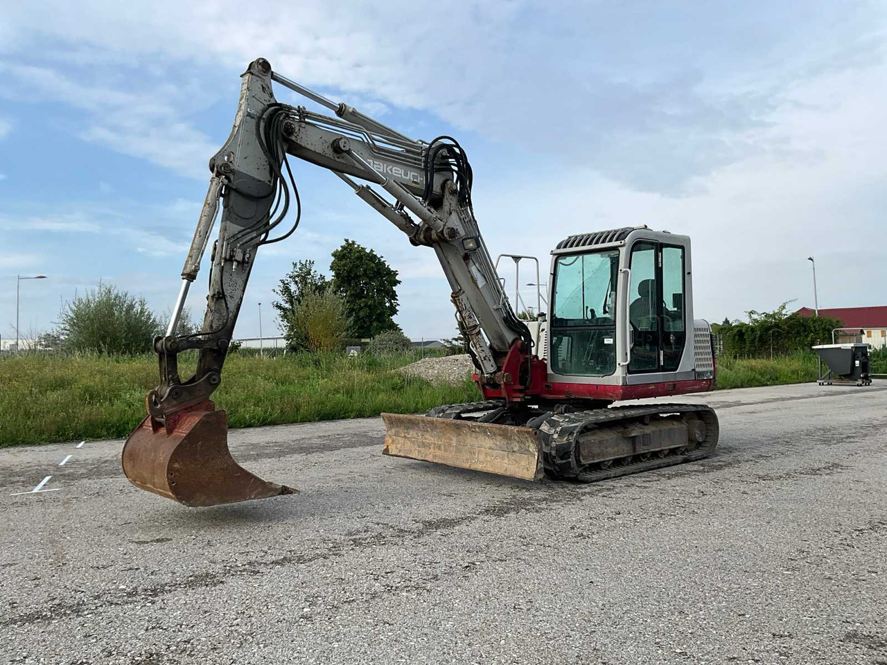 Takeuchi TB175 - Pelle sur chenille: photos 1 Takeuchi TB175 - Pelle sur chenille: photos 1