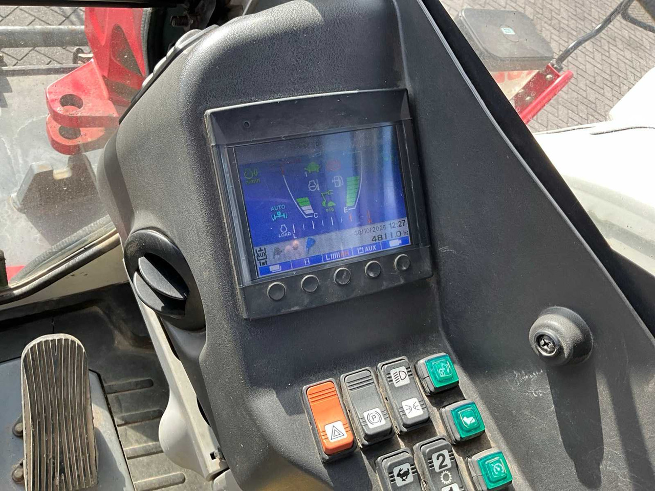 Pelle sur pneus Takeuchi TB295W: photos 20