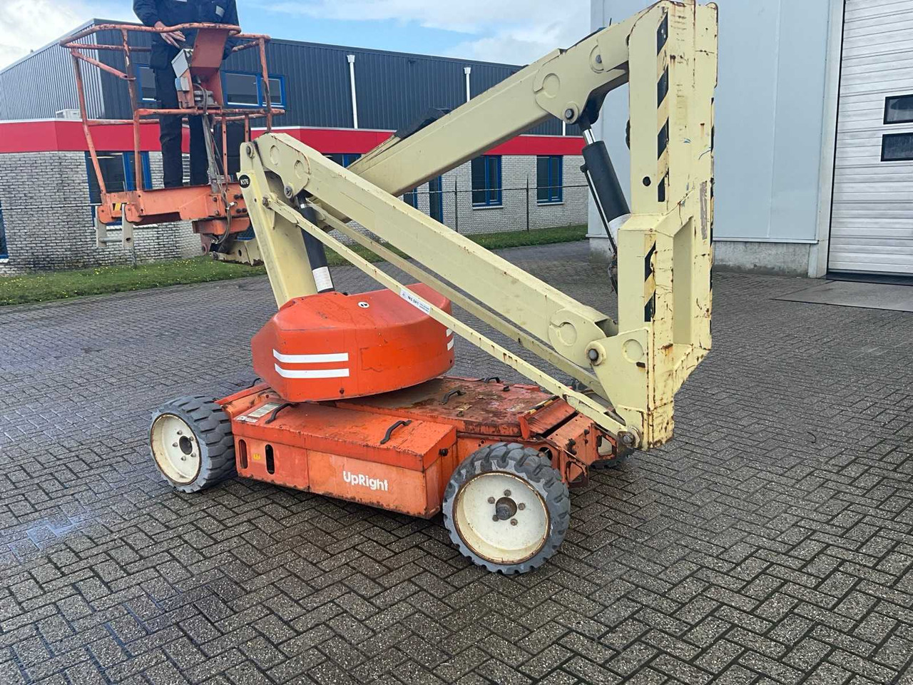 "Upright" AB38N - Nacelle: photos 4 "Upright" AB38N - Nacelle: photos 4