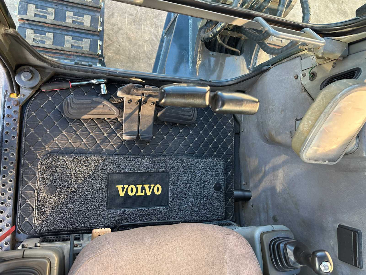 Pelle VOLVO - 2012 - EC55B - MIDI EXCAVATOR: photos 35 Pelle VOLVO - 2012 - EC55B - MIDI EXCAVATOR: photos 35