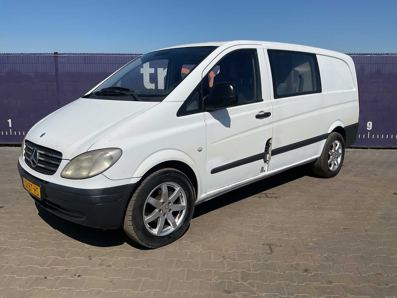2005 - MERCEDES-BENZ - VITO - 109 CDI320L. DC AM.LX - COMMERCIAL VEHICLE - Véhicule utilitaire: photos 1 2005 - MERCEDES-BENZ - VITO - 109 CDI320L. DC AM.LX - COMMERCIAL VEHICLE - Véhicule utilitaire: photos 1