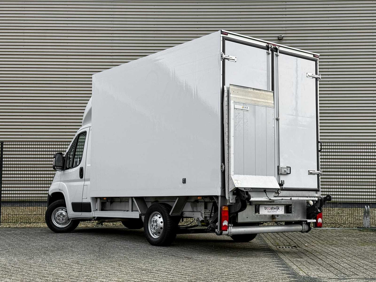 Véhicule utilitaire PEUGEOT BOXER 335 2.2 HDI L2 PRO -REFRIGERATED VEHICLE- COMMERCIAL VEHICLE: photos 8