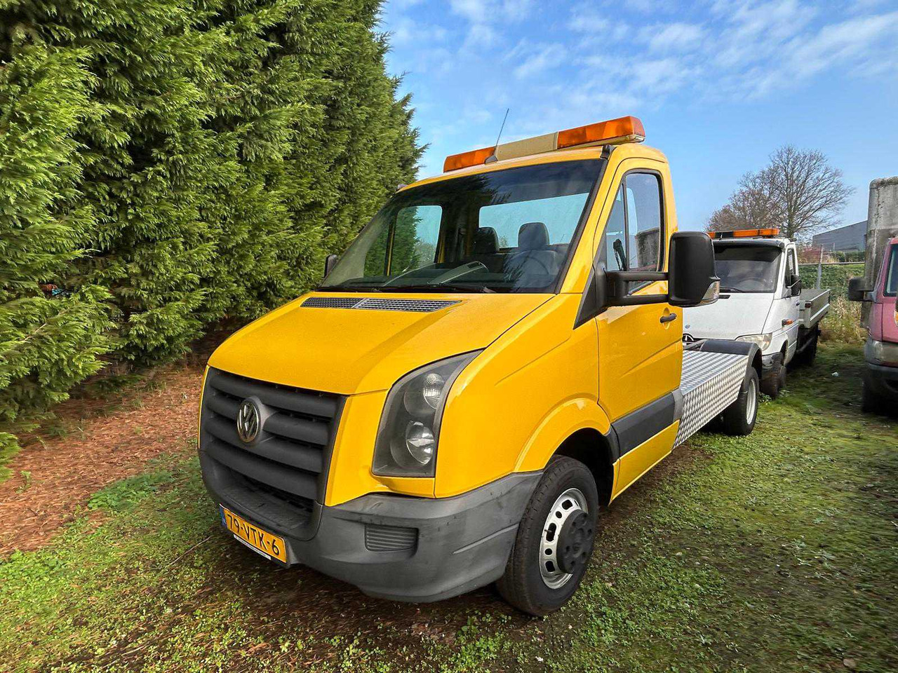 VOLKSWAGEN CRAFTER COMMERCIAL VEHICLE - Véhicule utilitaire: photos 1 VOLKSWAGEN CRAFTER COMMERCIAL VEHICLE - Véhicule utilitaire: photos 1