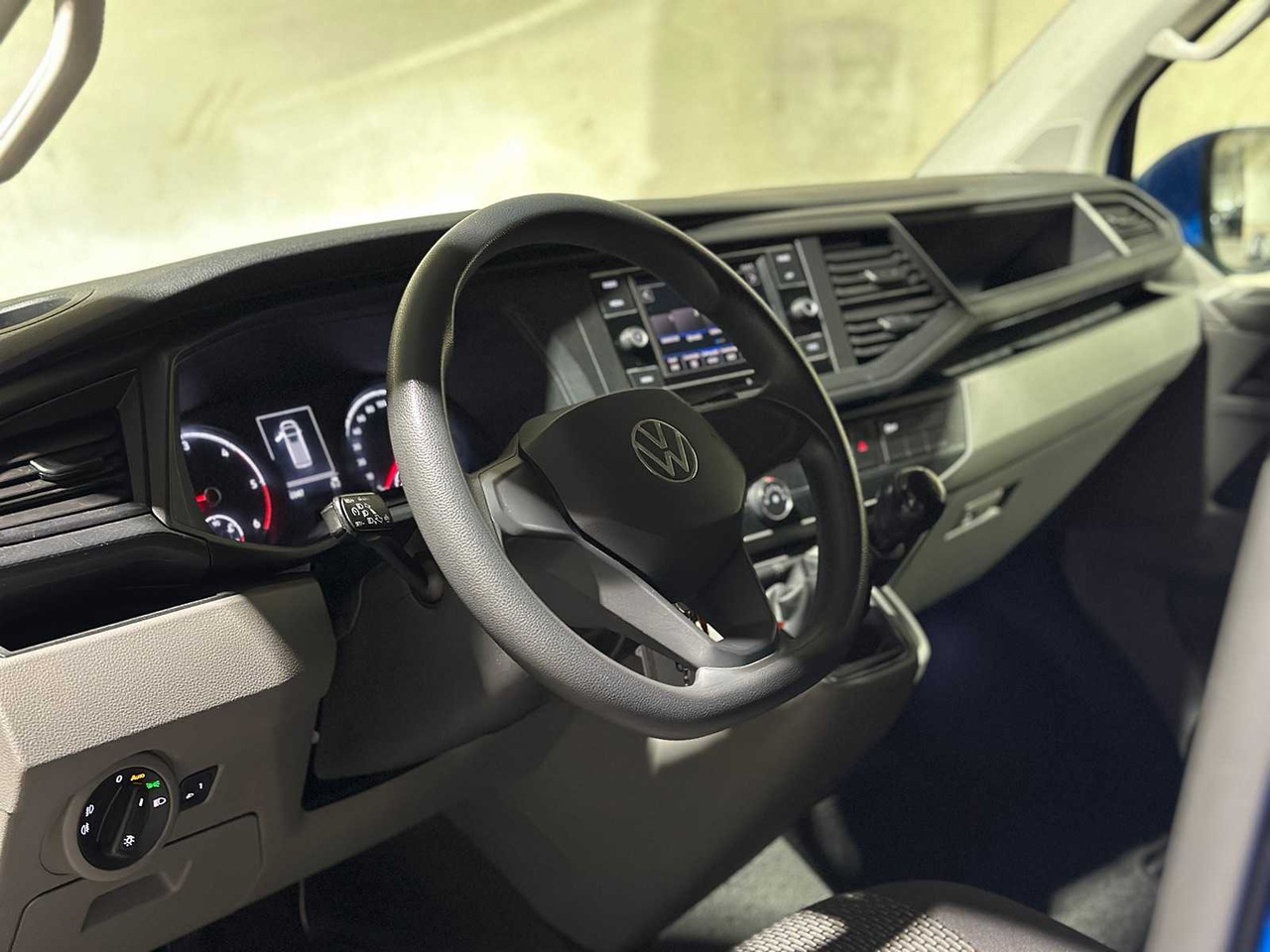 Véhicule utilitaire VOLKSWAGEN TRANSPORTER 2.0 TDI L1H1 28 90HP 2021, VLF-37-F COMMERCIAL VEHICLE: photos 15 Véhicule utilitaire VOLKSWAGEN TRANSPORTER 2.0 TDI L1H1 28 90HP 2021, VLF-37-F COMMERCIAL VEHICLE: photos 15