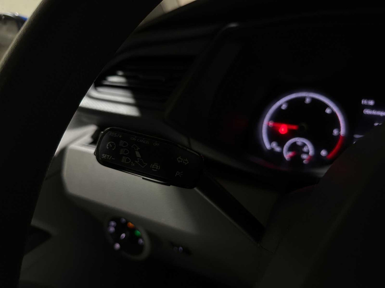 Véhicule utilitaire VOLKSWAGEN TRANSPORTER 2.0 TDI L1H1 28 90HP 2021, VLF-37-F COMMERCIAL VEHICLE: photos 19 Véhicule utilitaire VOLKSWAGEN TRANSPORTER 2.0 TDI L1H1 28 90HP 2021, VLF-37-F COMMERCIAL VEHICLE: photos 19