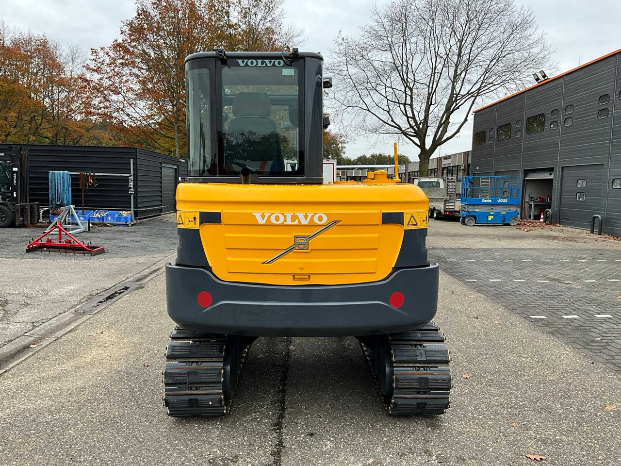 Volvo 2011 VOLVO EC60C MIDI EXCAVATOR - Pelle sur chenille: photos 4 Volvo 2011 VOLVO EC60C MIDI EXCAVATOR - Pelle sur chenille: photos 4