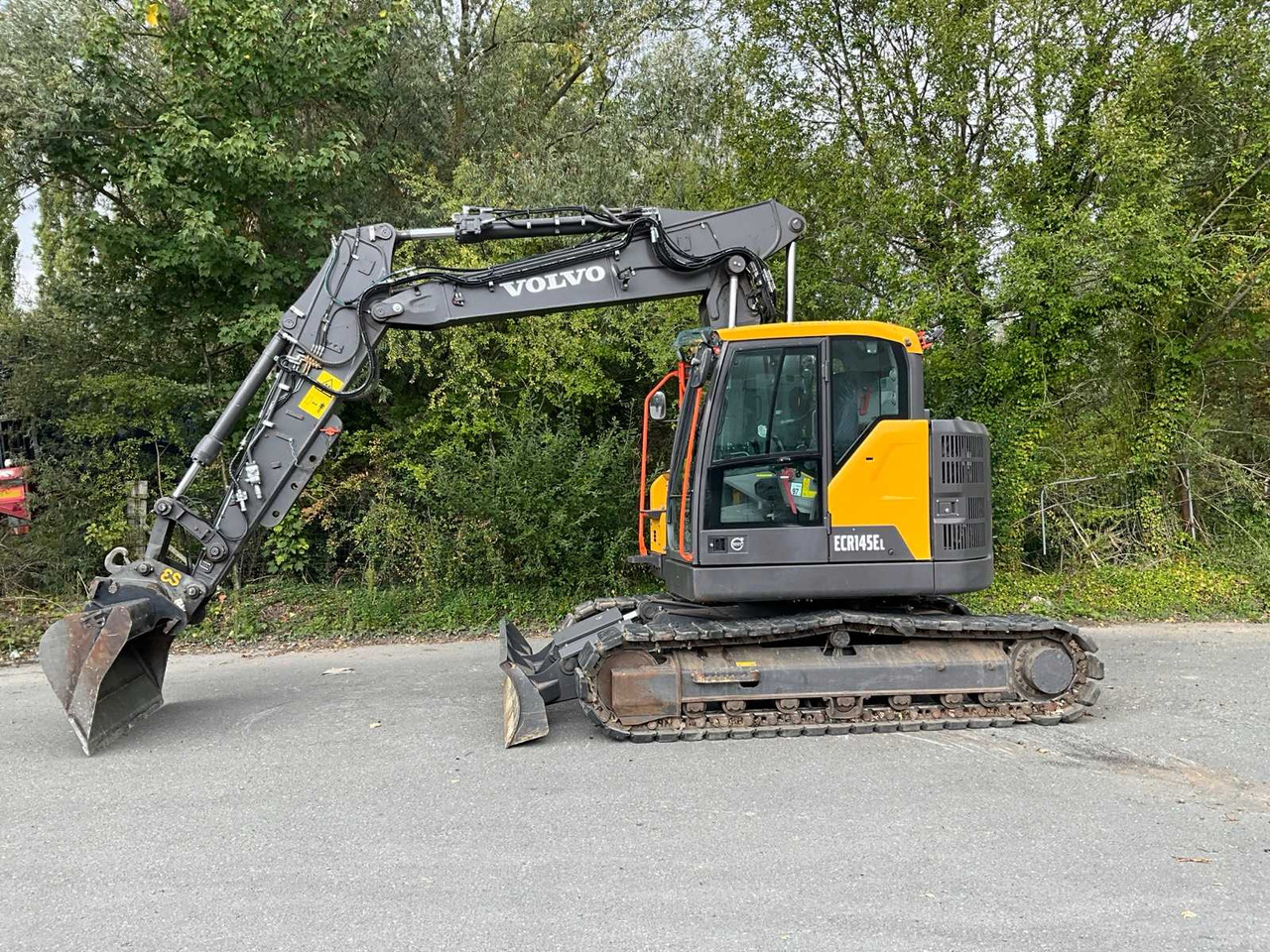 Volvo ECR145EL - Pelle sur chenille: photos 2 Volvo ECR145EL - Pelle sur chenille: photos 2