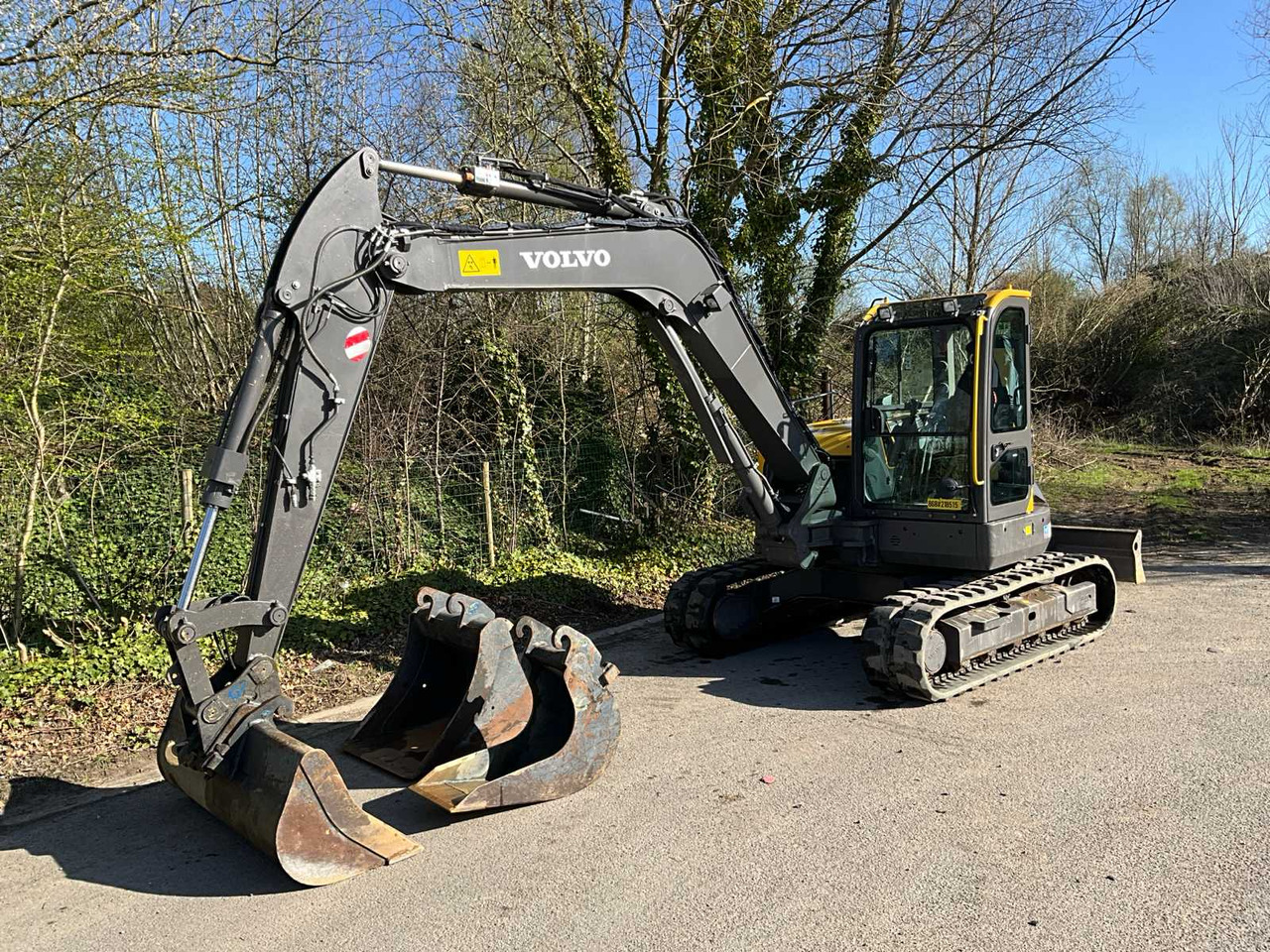 Mini pelle Volvo ECR88D pro: photos 9