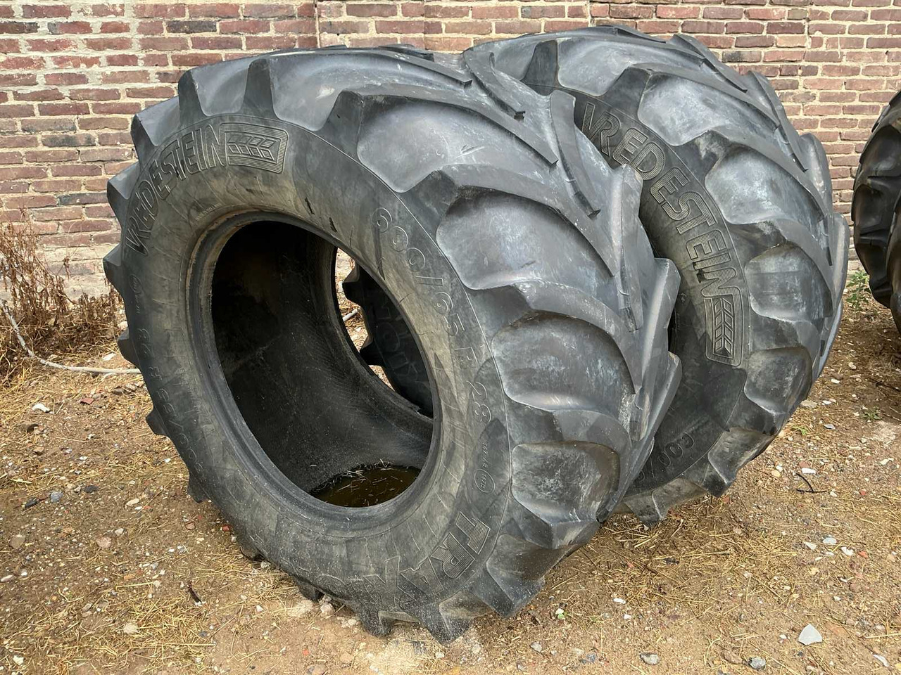 Vredestein Traxion - Pneus et jantes pour Tracteur agricole: photos 1 Vredestein Traxion - Pneus et jantes pour Tracteur agricole: photos 1