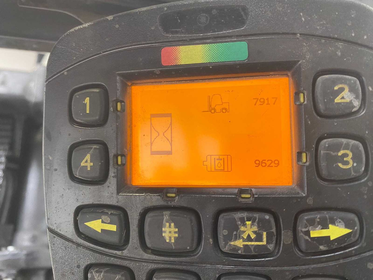 YALE - 2013 - ERP 35 VL - FORKLIFT TRIPLEX - FREELIFT - SIDESHIFT - Chariot élévateur: photos 4 YALE - 2013 - ERP 35 VL - FORKLIFT TRIPLEX - FREELIFT - SIDESHIFT - Chariot élévateur: photos 4