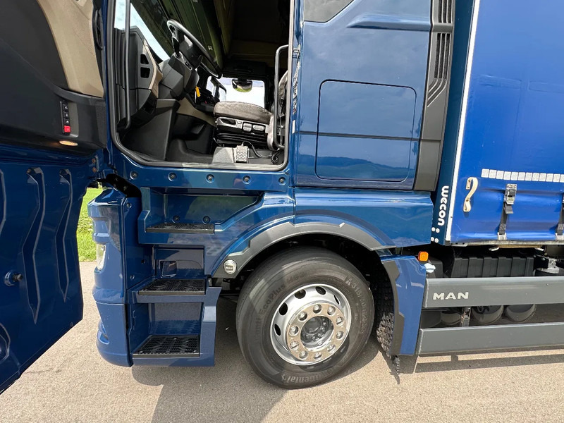 MAN 26.402 MAN TGX 26.400. EURO6. 2021. 910x249x270 - Camion à rideaux coulissants: photos 5 MAN 26.402 MAN TGX 26.400. EURO6. 2021. 910x249x270 - Camion à rideaux coulissants: photos 5