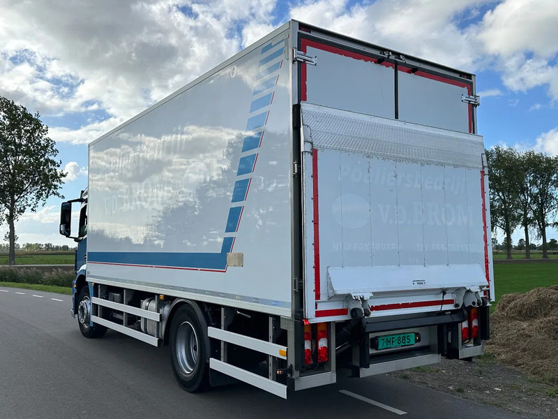 Mercedes-Benz Antos ANTOS 1924L EURO6. 2017. Geisoleerde opbouw 610x244x238 - Camion frigorifique: photos 4 Mercedes-Benz Antos ANTOS 1924L EURO6. 2017. Geisoleerde opbouw 610x244x238 - Camion frigorifique: photos 4