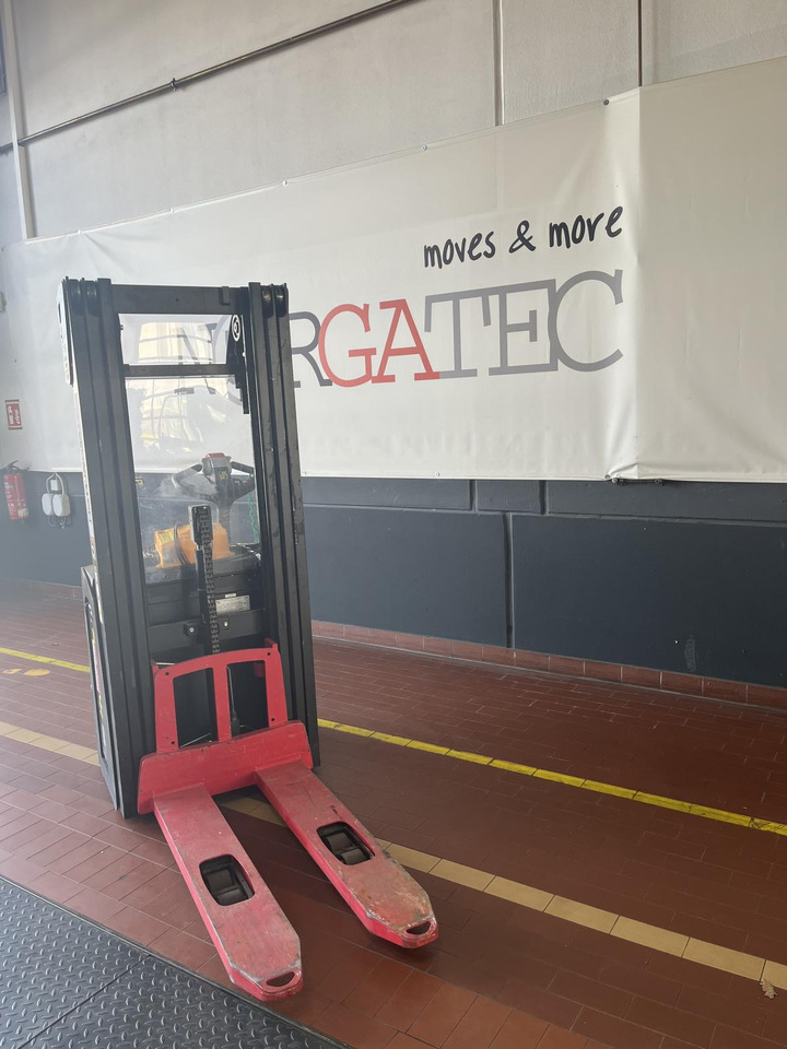 Hyster S1.4 - Gerbeur: photos 2 Hyster S1.4 - Gerbeur: photos 2