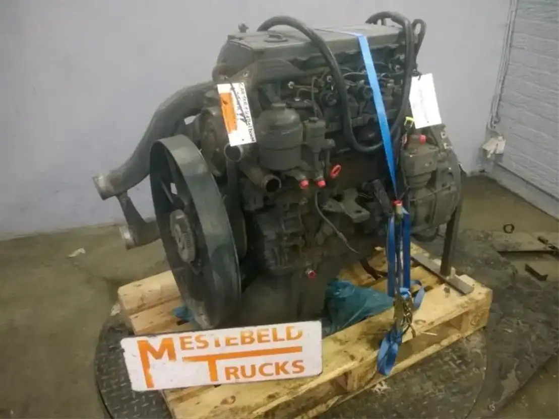 Mercedes-Benz Motor OM 904 LA II/4 - Moteur pour Camion: photos 2 Mercedes-Benz Motor OM 904 LA II/4 - Moteur pour Camion: photos 2